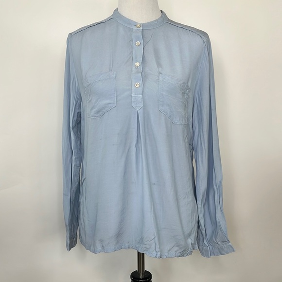 TOMMY BAHAMA RELAXED FIT TOP - Picture 1 of 5